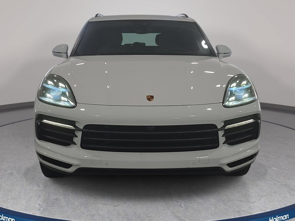 Used 2022 Porsche Cayenne AWD/4WD image 3
