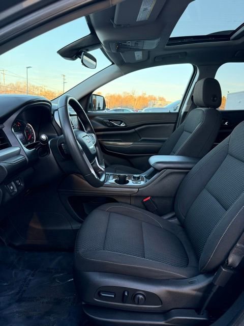 Used 2023 GMC Acadia SLE w/ Driver Convenience Package image 15