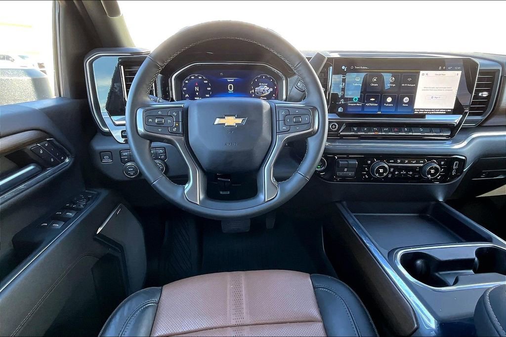 Used 2024 Chevrolet Silverado 2500 High Country w/ High Country Premium Package image 7