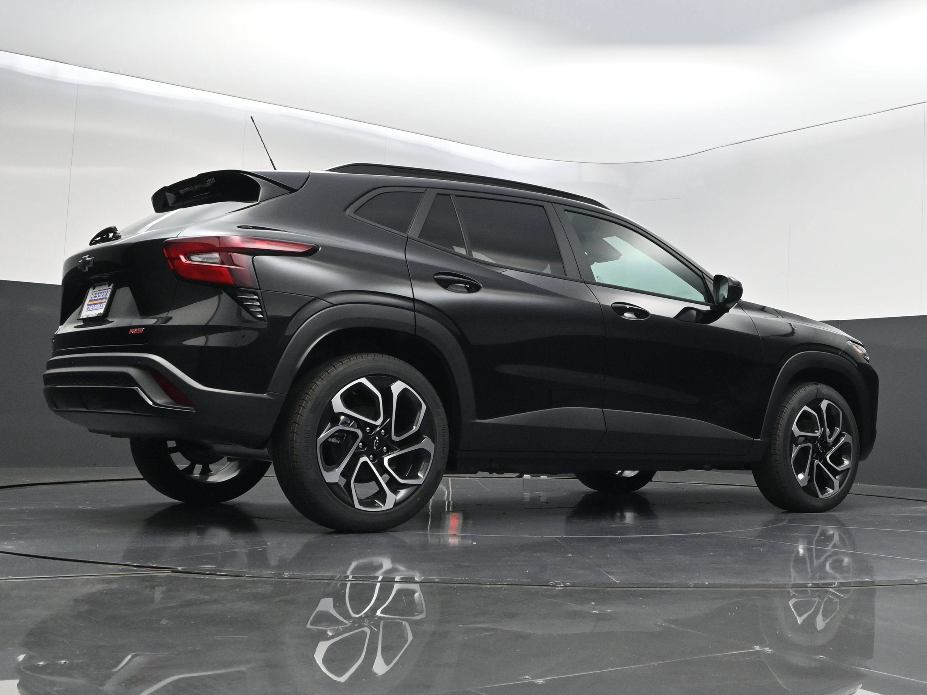 New 2026 Chevrolet Trax RS w/ Sunroof Package FWD image 43