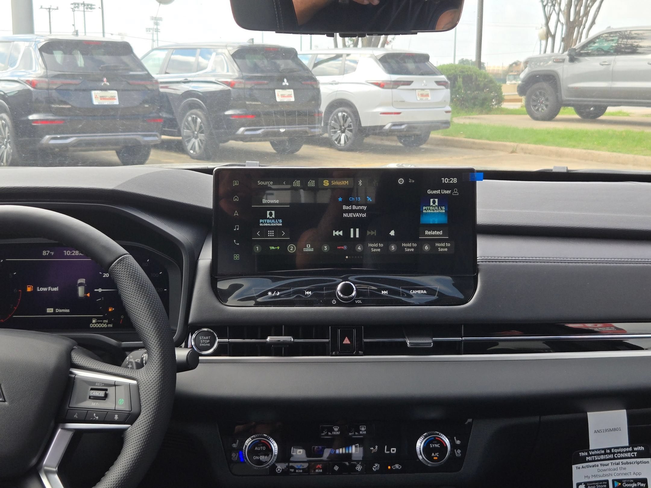 New 2026 Mitsubishi Outlander SEL Black Edition FWD image 17