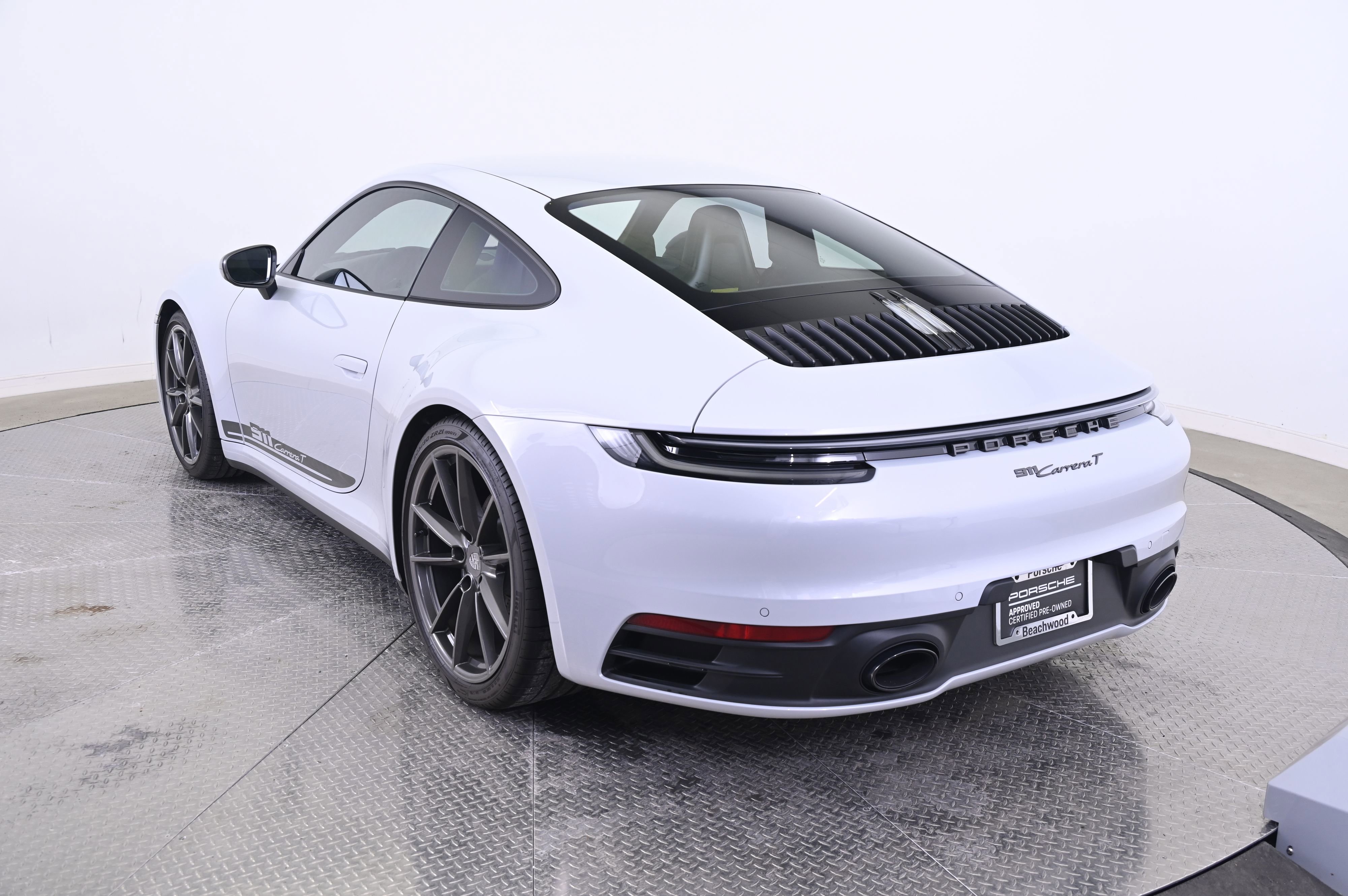 Certified 2024 Porsche 911 Carrera T image 3
