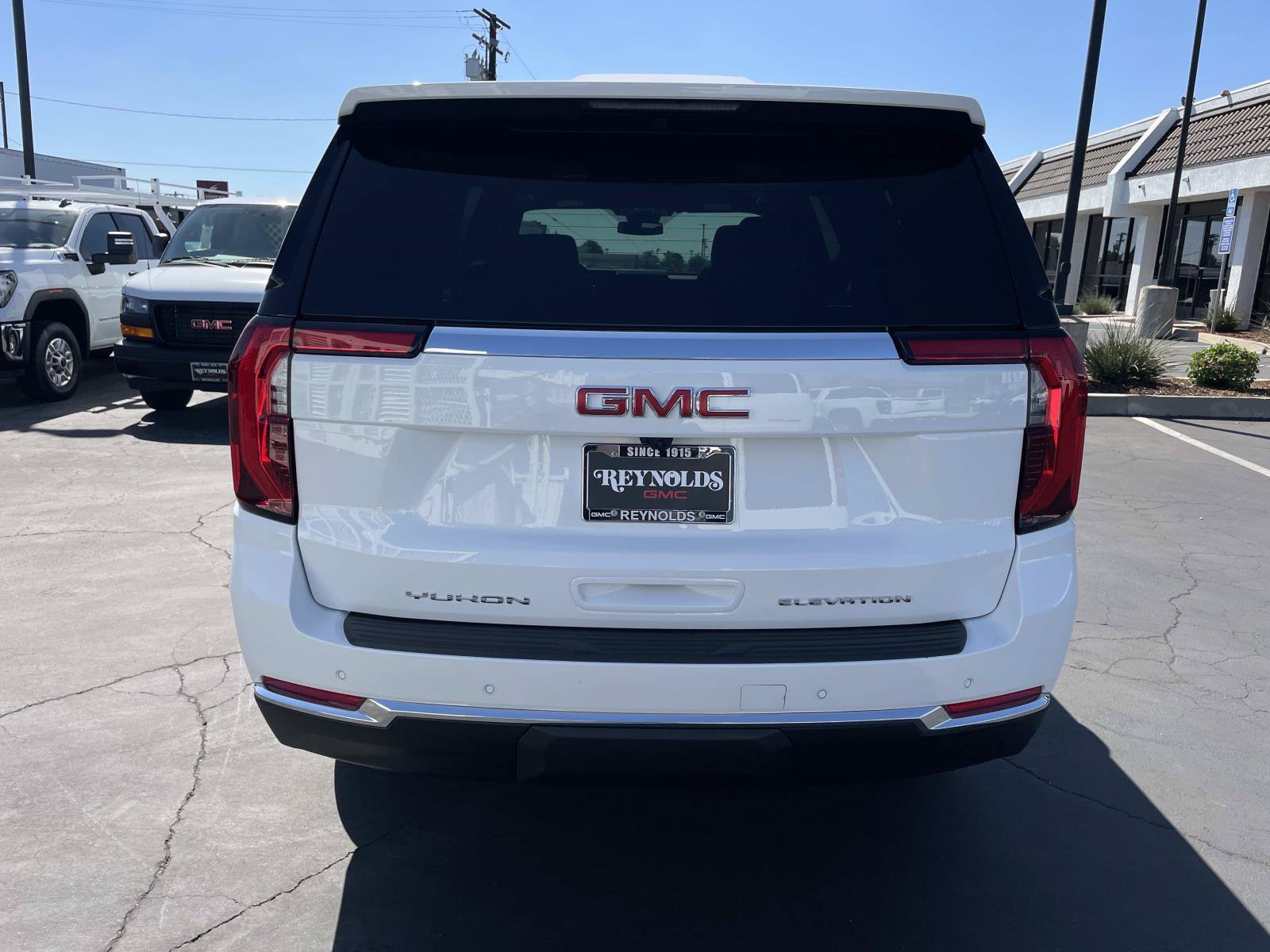 New 2026 GMC Yukon XL Elevation AWD/4WD image 6