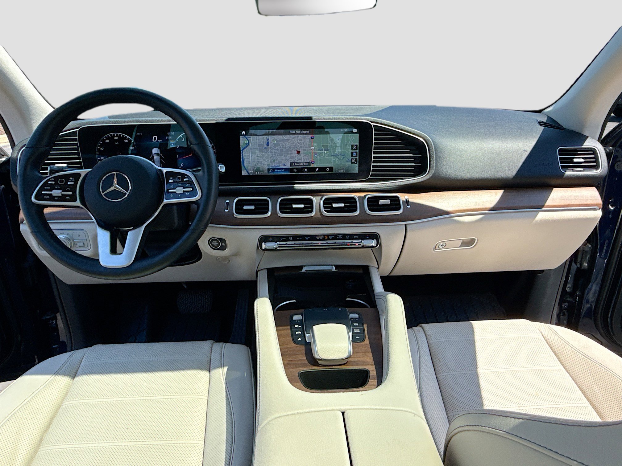 Used 2022 Mercedes-Benz GLE 450 4MATIC image 3