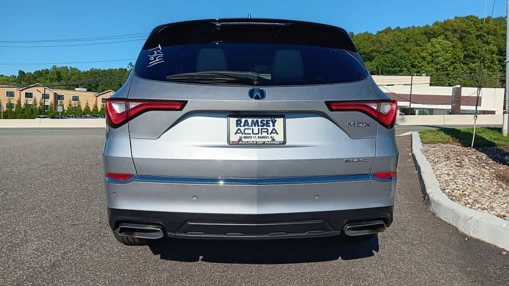 Used 2024 Acura MDX w/ Advance Package AWD/4WD image 4