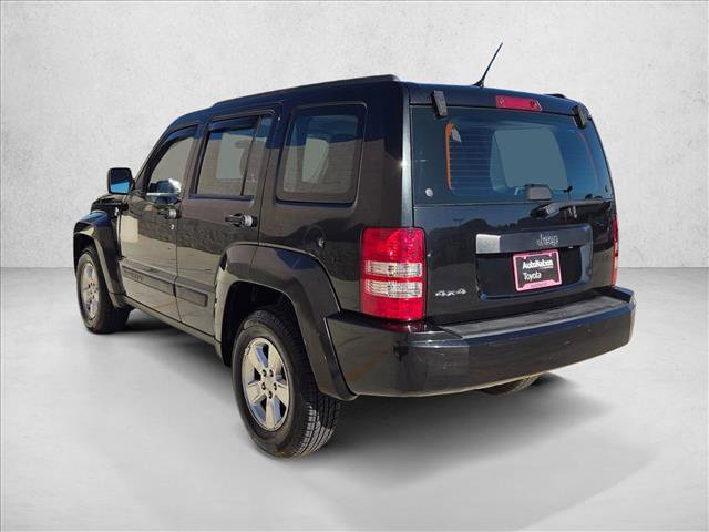 Used 2012 Jeep Liberty Sport image 8