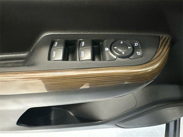 Certified 2023 GMC Acadia SLE image 27