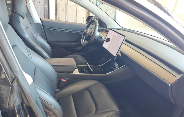 Used 2019 Tesla Model 3 Standard Range Plus RWD image 10