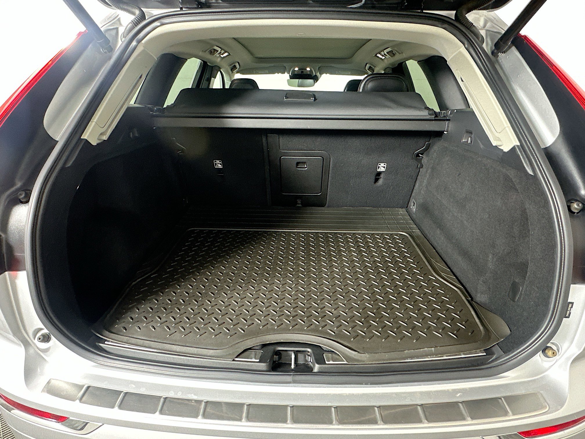 Used 2021 Volvo XC60 T5 Inscription image 30