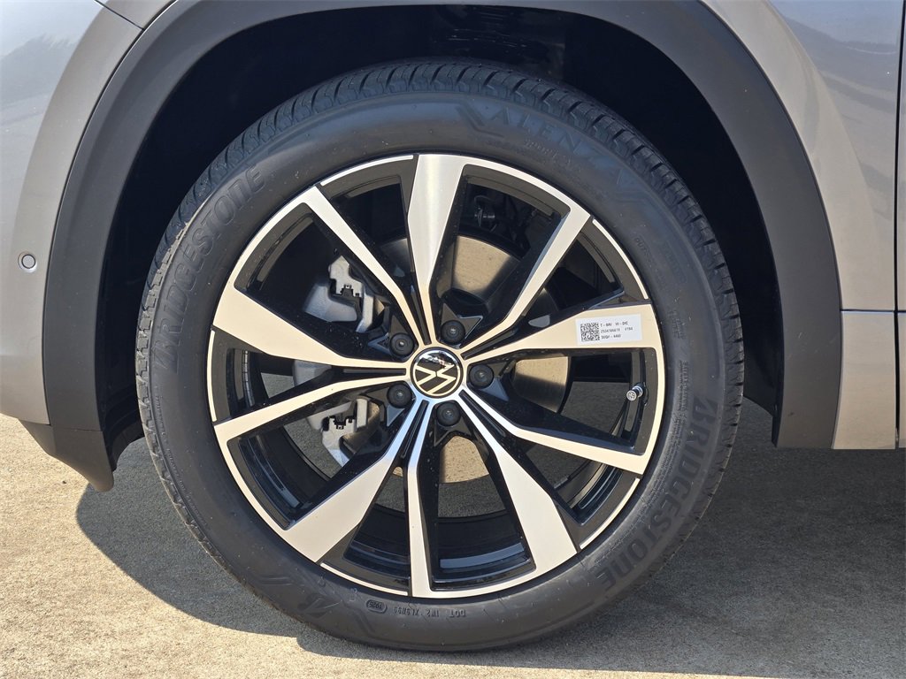 New 2026 Volkswagen Atlas SEL Premium R-Line image 10