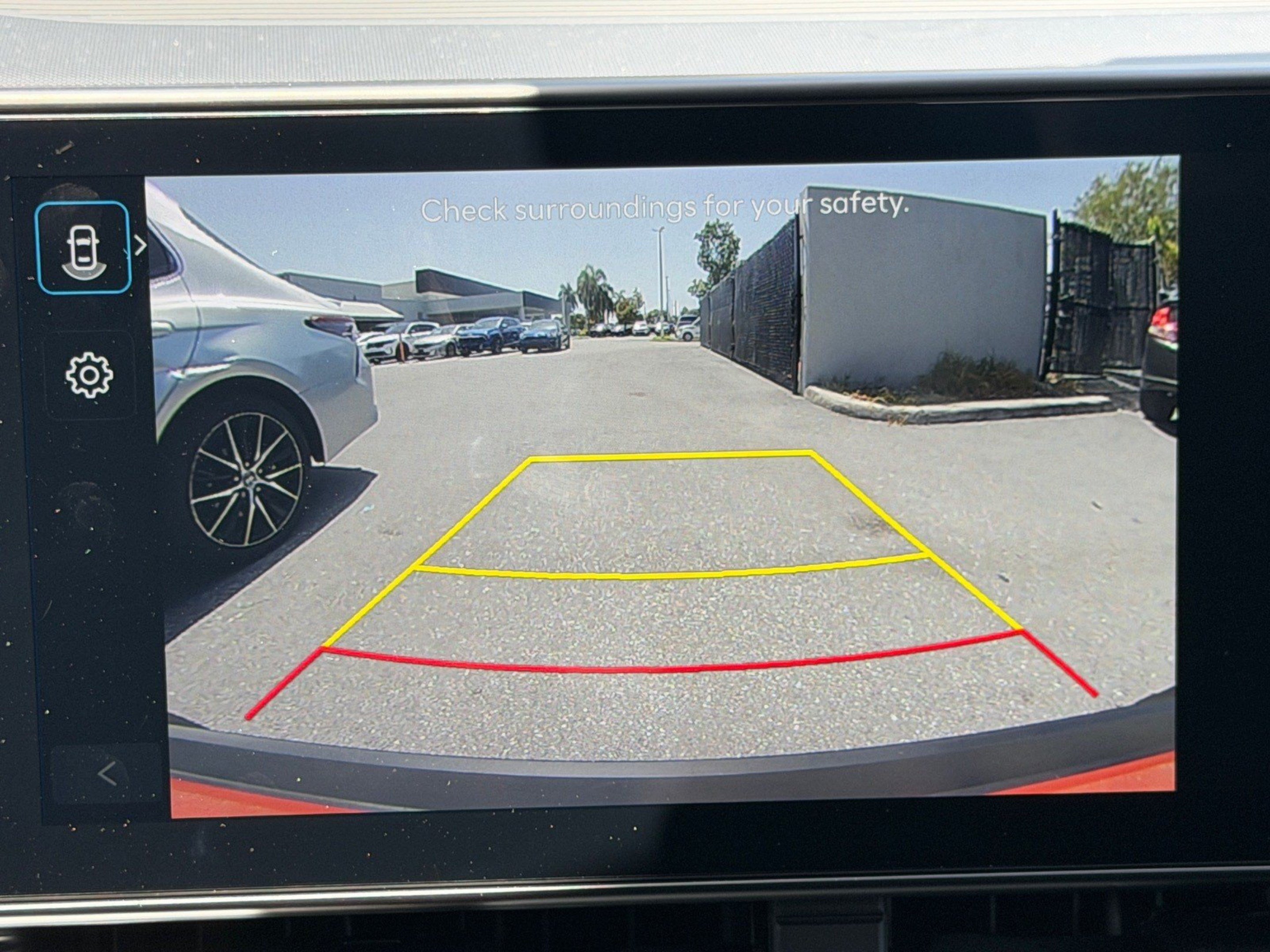 Used 2025 Hyundai Kona SEL FWD image 34