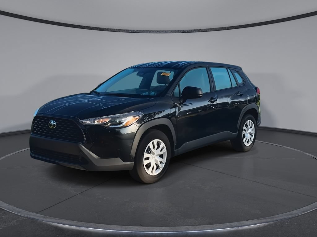 Used 2024 Toyota Corolla Cross L FWD image 4