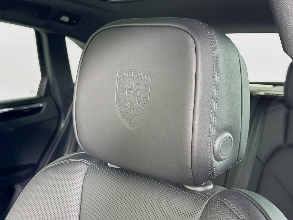 New 2026 Porsche Macan S AWD/4WD image 14