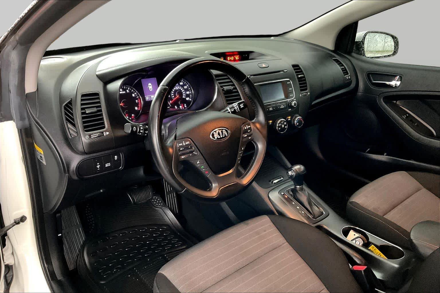 Used 2016 Kia Forte Koup EX FWD image 16