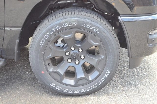 New 2026 RAM 1500 Express AWD/4WD image 10