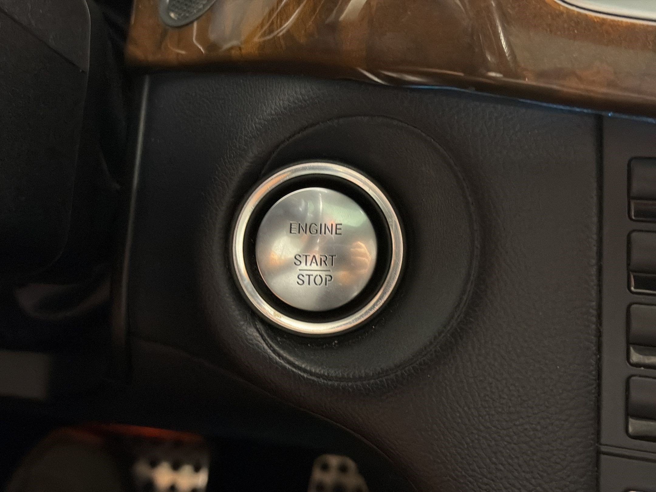 Used 2013 Mercedes-Benz CLS 550 4MATIC image 17