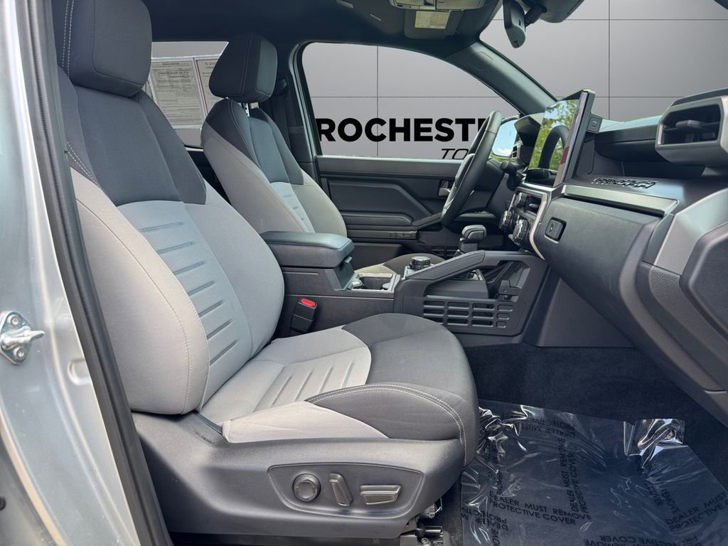 Used 2024 Toyota Tacoma TRD Sport w/ TRD Sport Upgrade Package AWD/4WD image 17