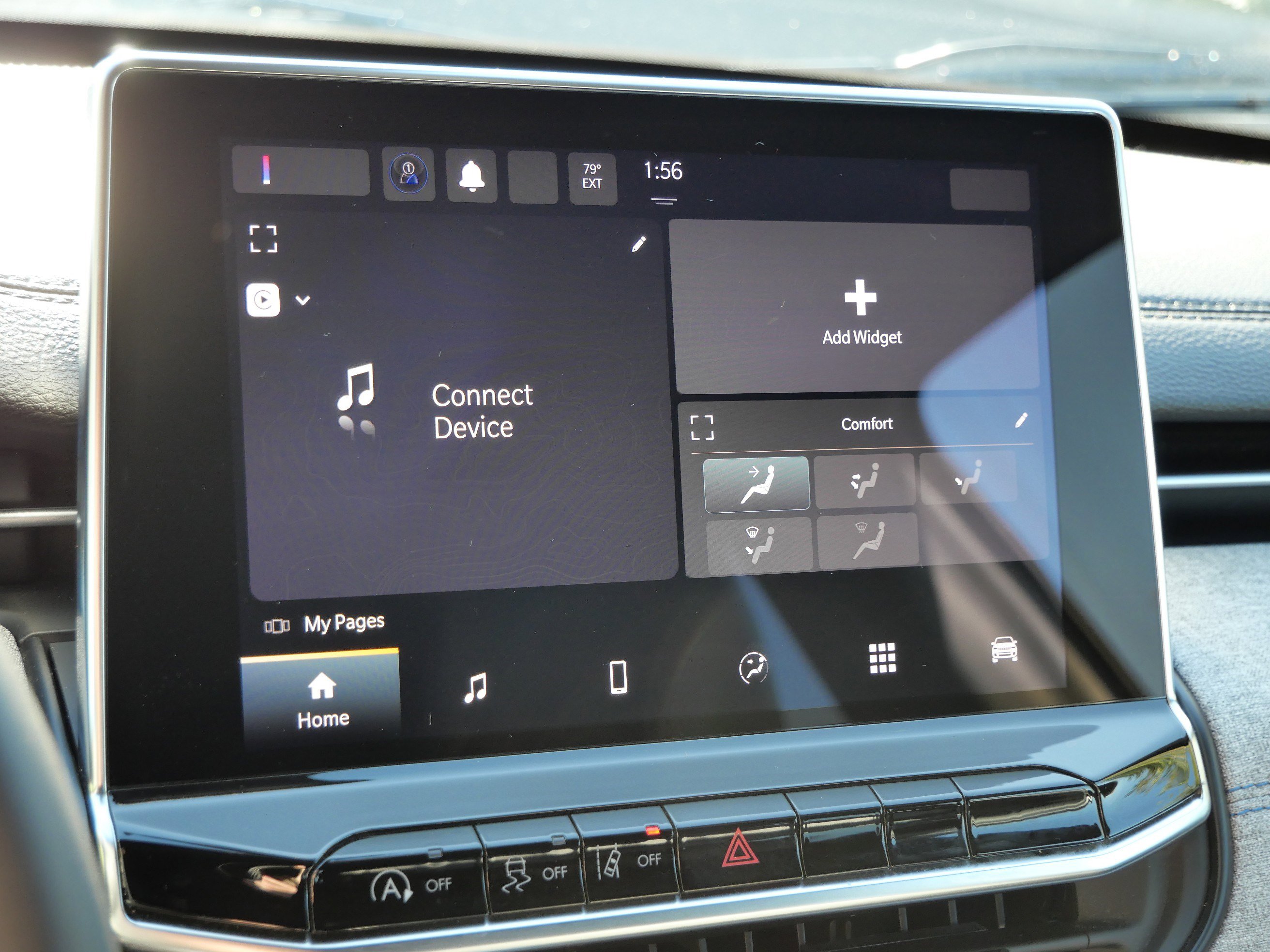 Used 2024 Jeep Compass Latitude image 23