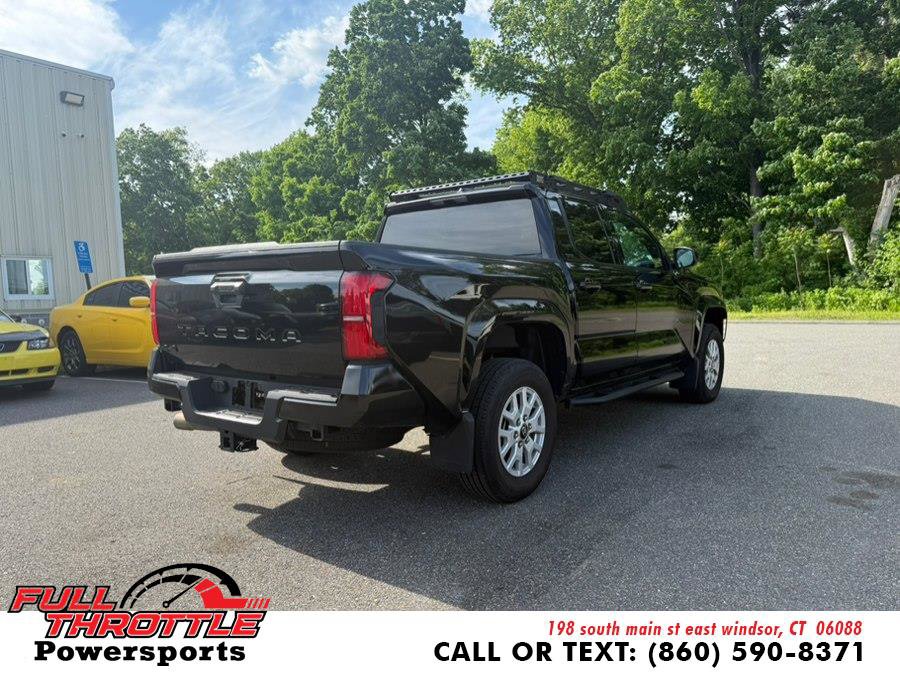 Used 2025 Toyota Tacoma SR5 AWD/4WD image 11