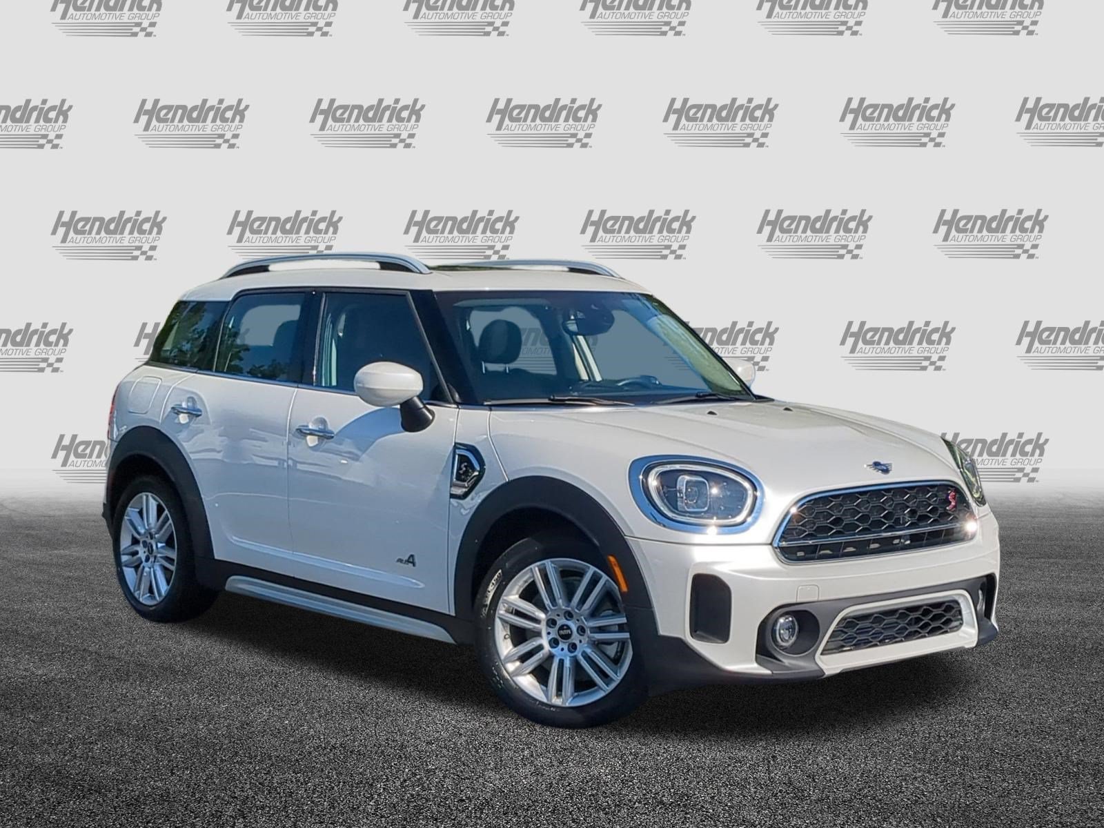 Used 2024 MINI Cooper Countryman S w/ Storage Package AWD/4WD image 2
