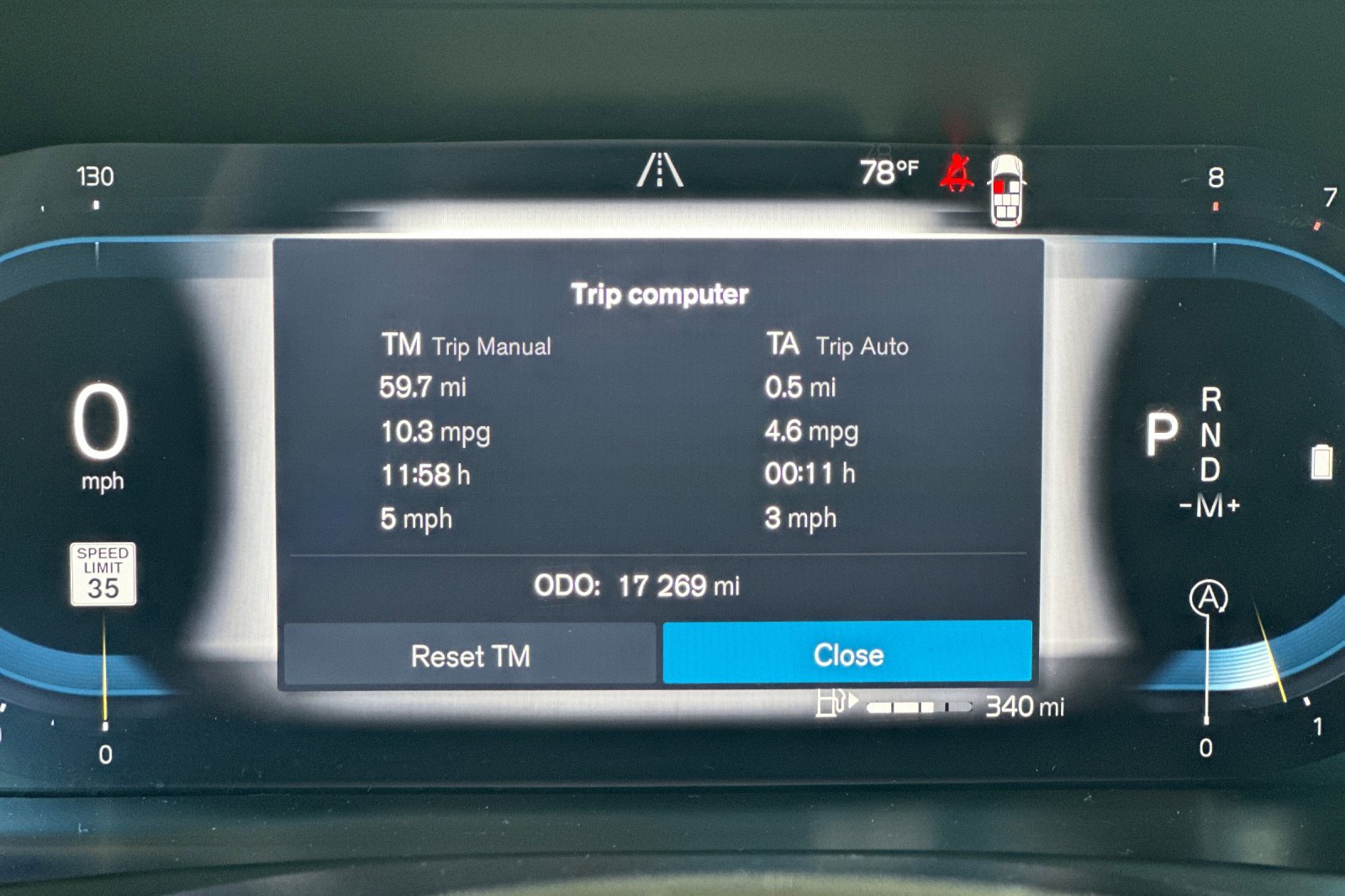 Certified 2025 Volvo XC90 B6 Plus image 32