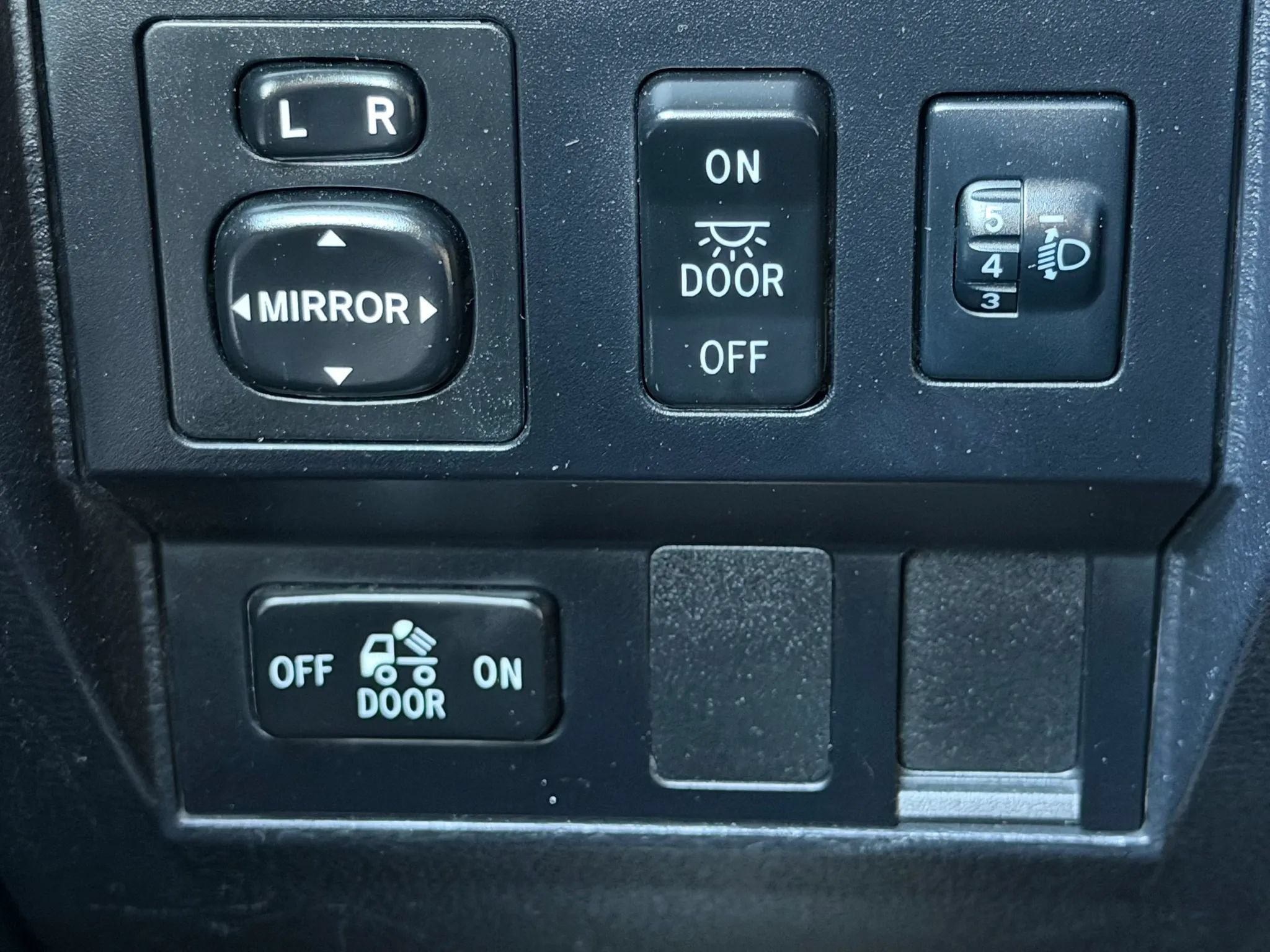 Used 2016 Toyota Tundra SR5 w/ TRD Off Road Package RWD image 25
