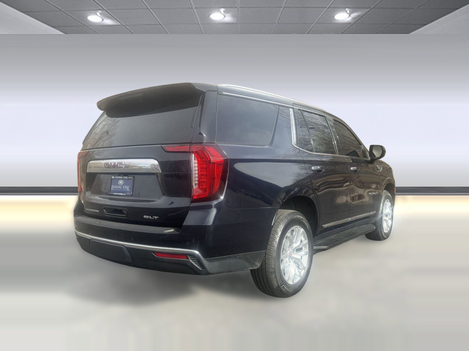Used 2022 GMC Yukon SLT AWD/4WD image 9