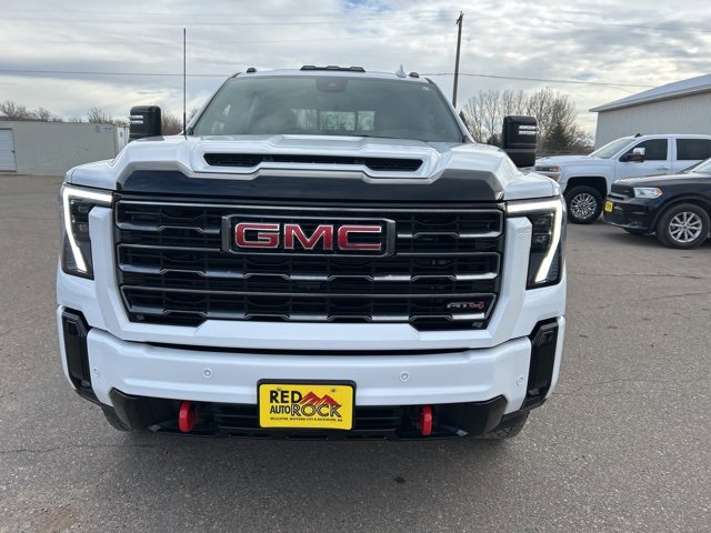 Used 2025 GMC Sierra 2500 AT4 w/ AT4 Premium Plus Package image 2