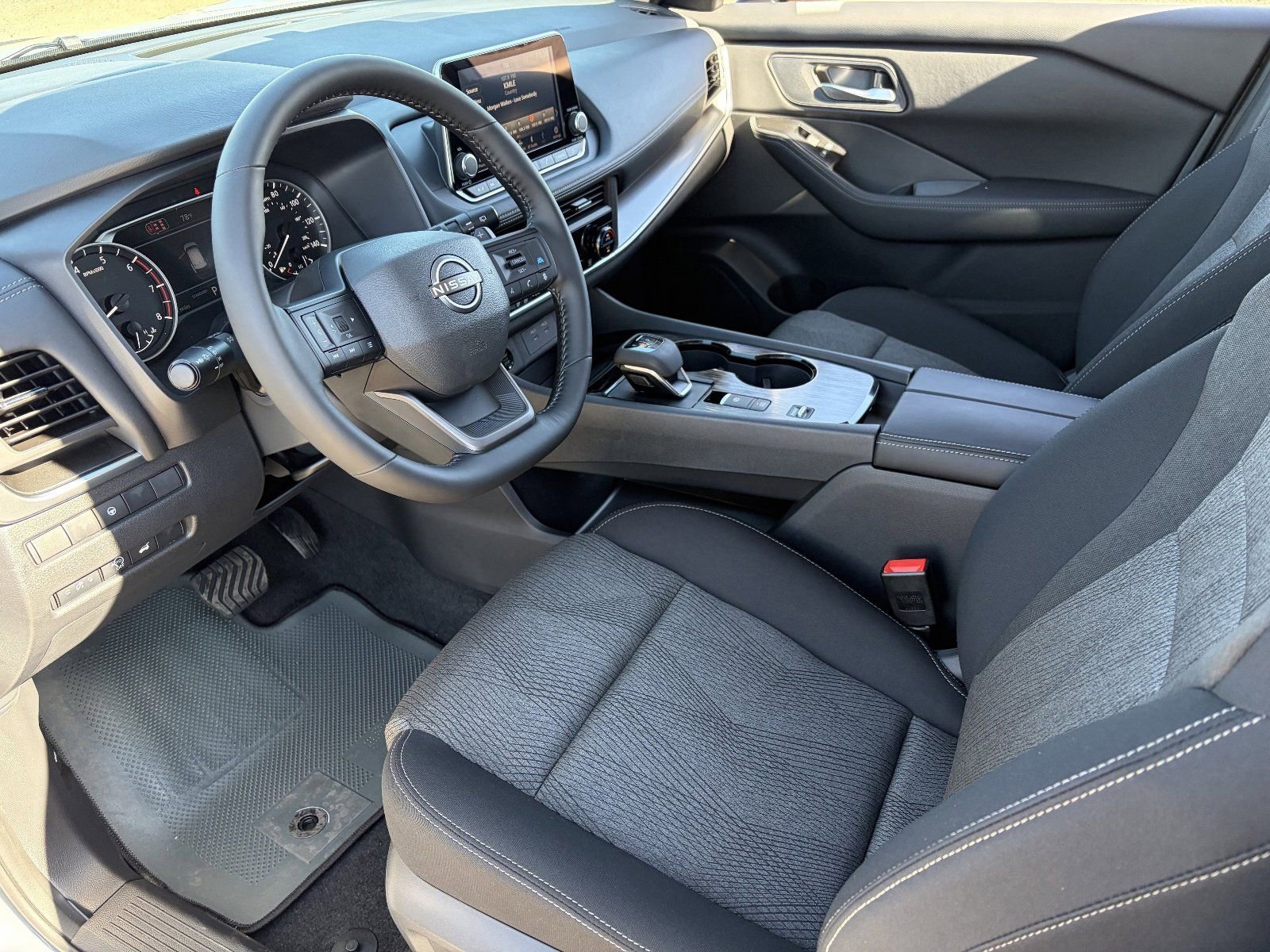 New 2026 Nissan Rogue SV w/ Cold Weather Package image 19