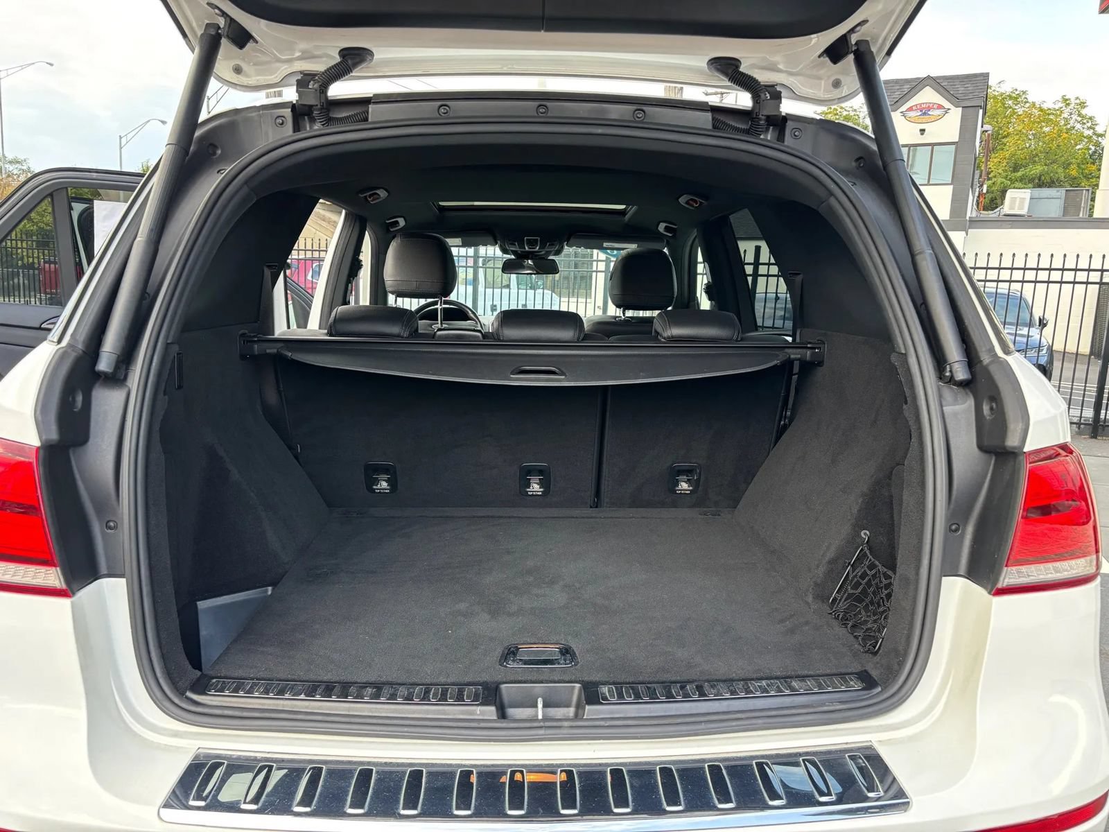 Used 2018 Mercedes-Benz GLE 350 image 29