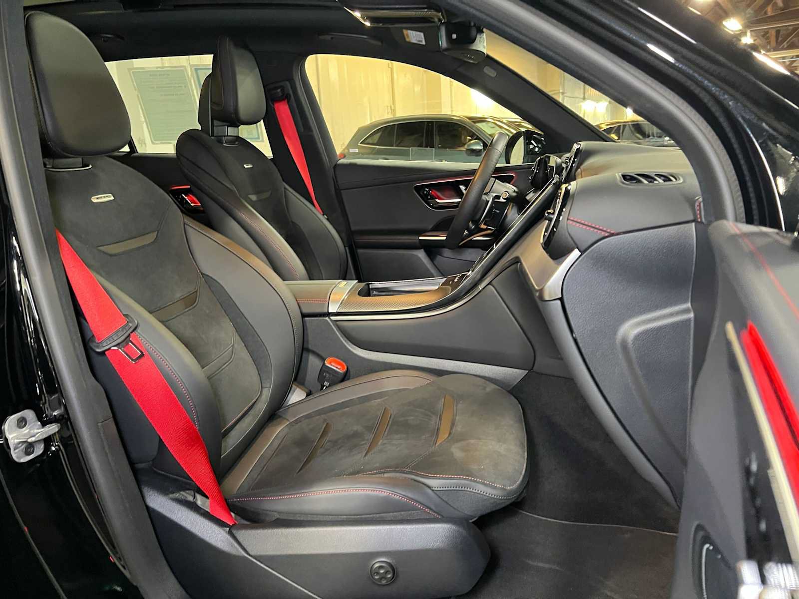 Used 2026 Mercedes-Benz GLC 43 AMG 4MATIC image 12