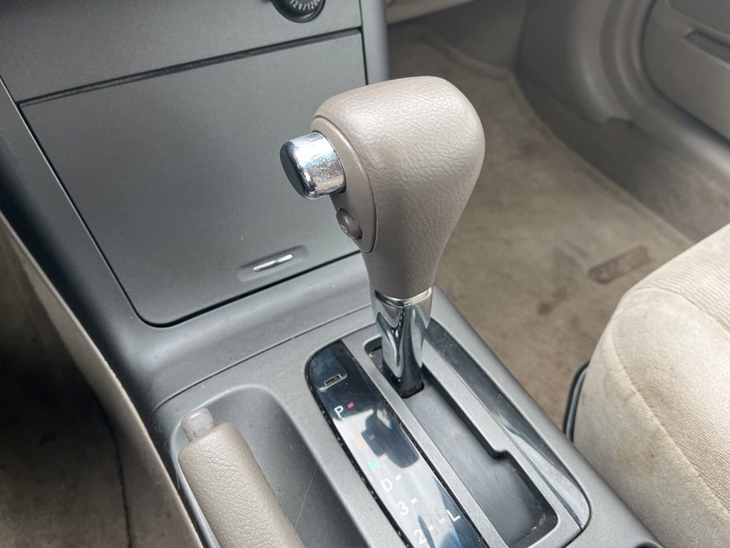 Used 2005 Toyota Camry STD image 19