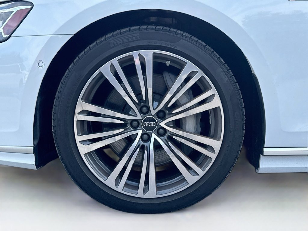 Used 2023 Audi A8 L 3.0T AWD/4WD image 34