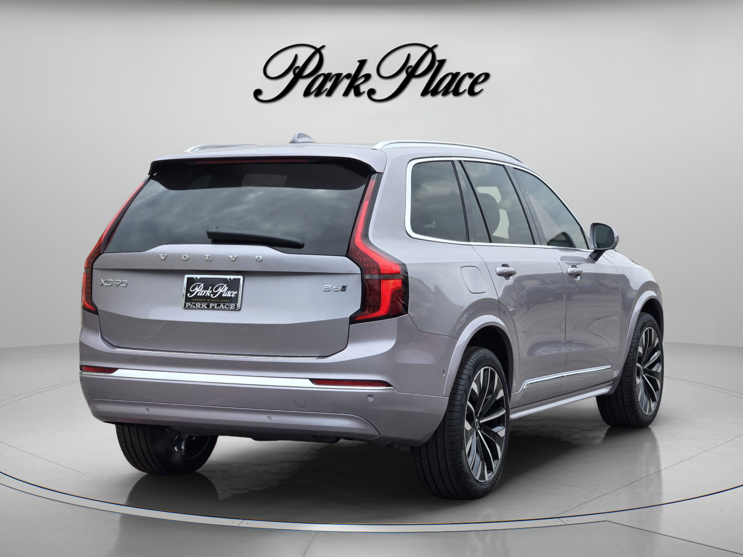 Used 2026 Volvo XC90 B6 Plus w/ Protection Package Premier AWD/4WD image 6
