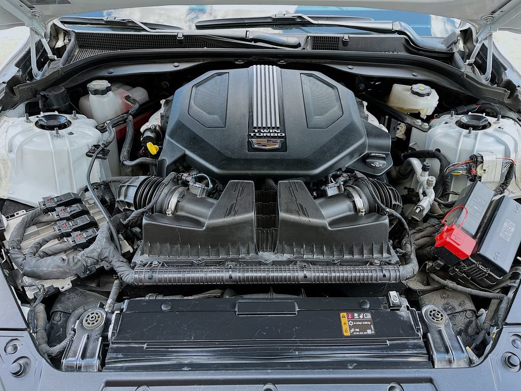 Used 2024 Cadillac CT5 V w/ Premium Package RWD image 32