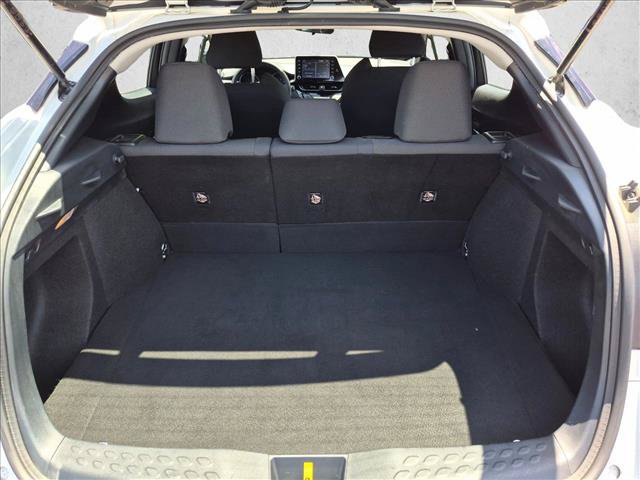 Used 2021 Toyota C-HR LE FWD image 6