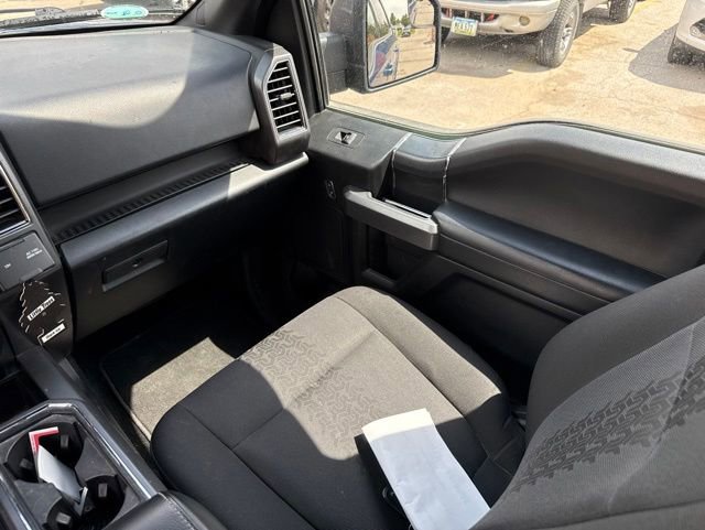 Used 2018 Ford F150 XLT w/ Equipment Group 302A Luxury AWD/4WD image 16