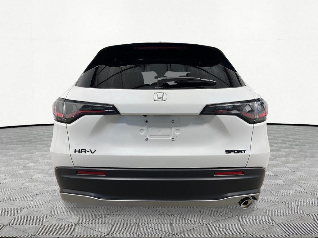 New 2027 Honda HR-V Sport image 5