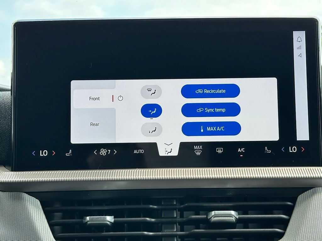 New 2027 Ford Explorer Active AWD/4WD image 13