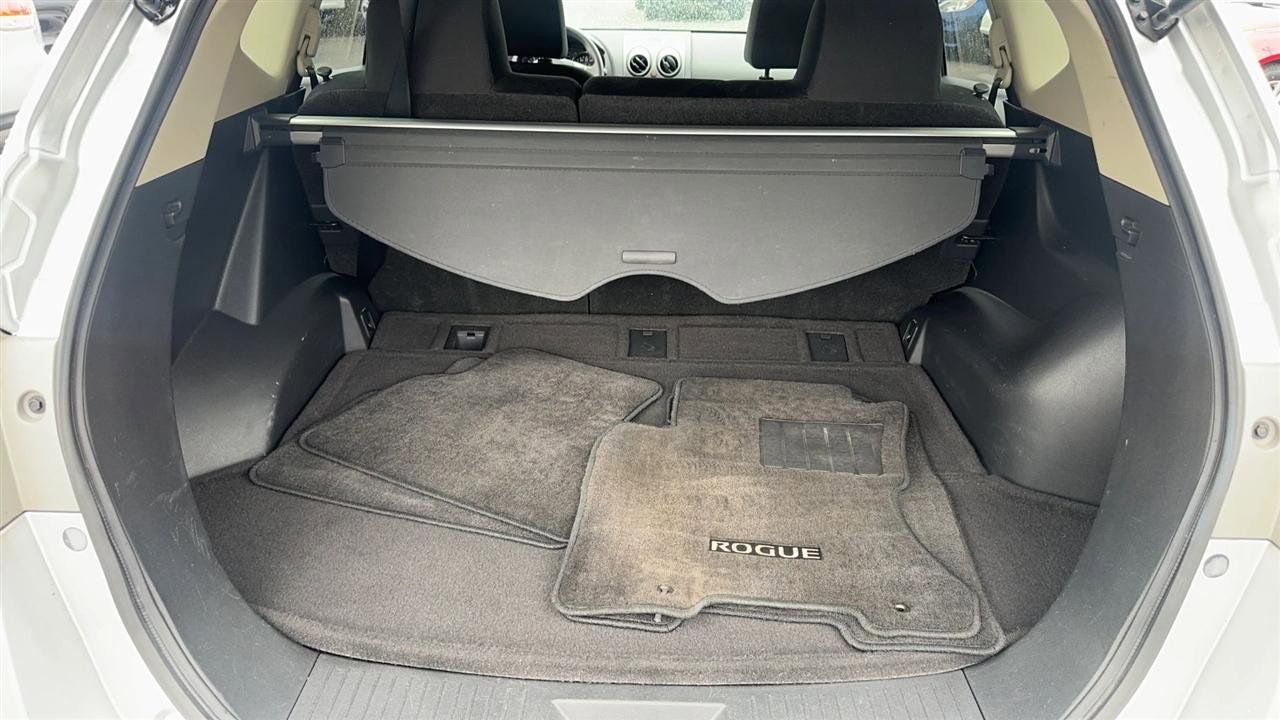 Used 2013 Nissan Rogue S w/ Special Edition Pkg image 24