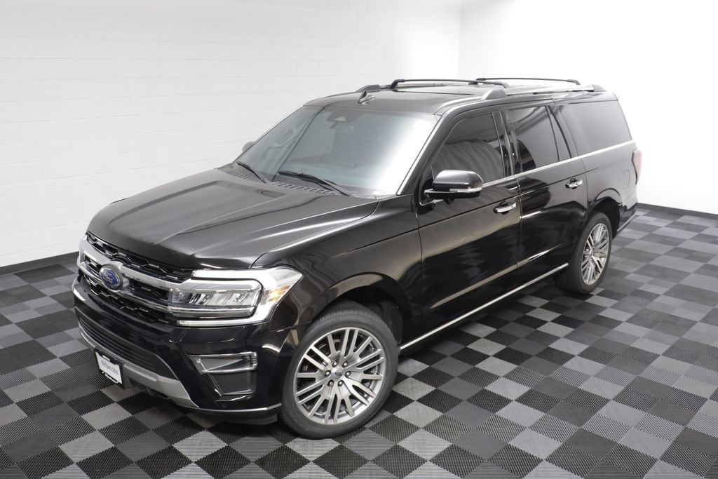 Used 2023 Ford Expedition Max Limited AWD/4WD image 2