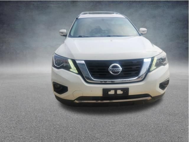 Used 2017 Nissan Pathfinder SV FWD image 3