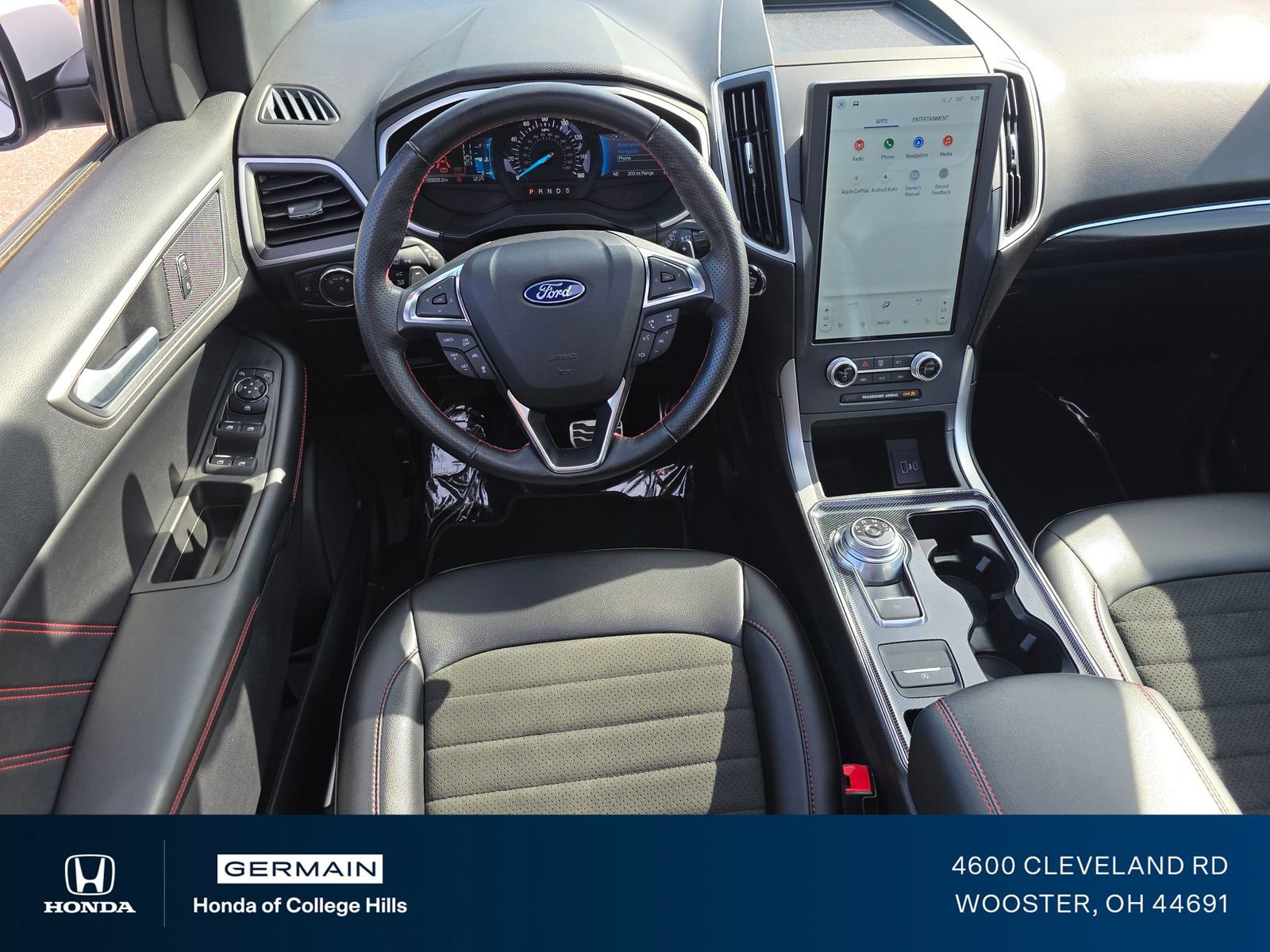Used 2021 Ford Edge ST-Line w/ Class II Trailer Tow Package AWD/4WD image 6