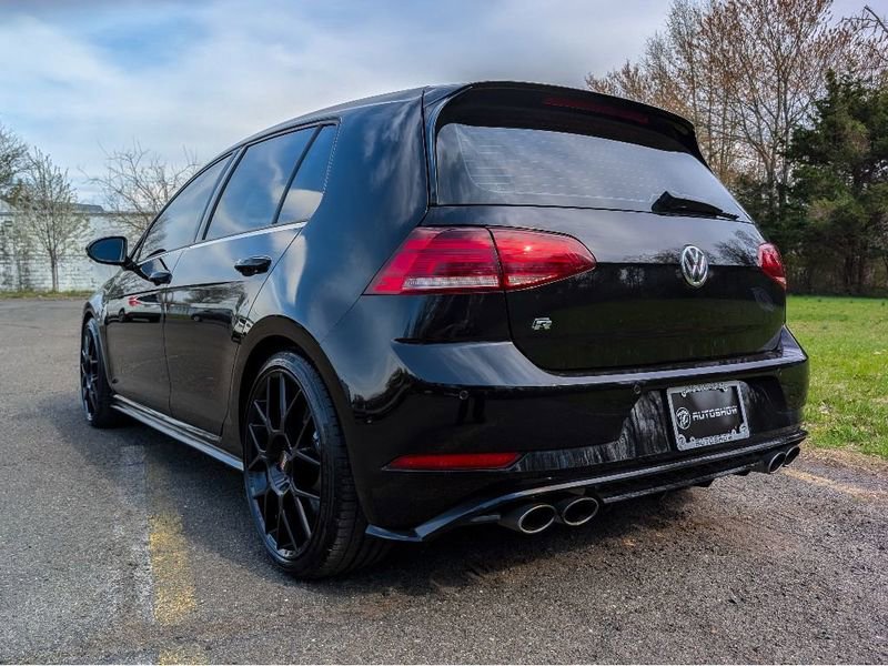 Used 2018 Volkswagen Golf R 4-Door AWD/4WD image 8
