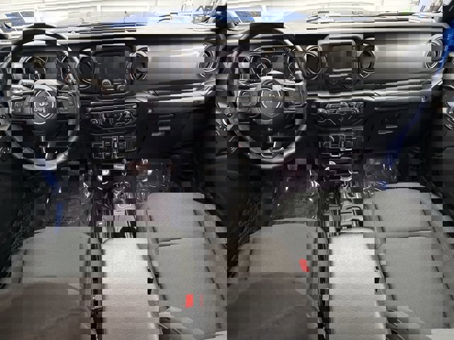 Used 2021 Jeep Gladiator Sport image 14