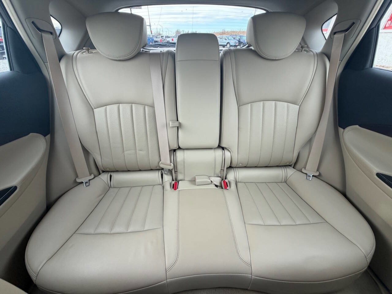 Used 2017 INFINITI QX50 Journey w/ Premium Package image 26