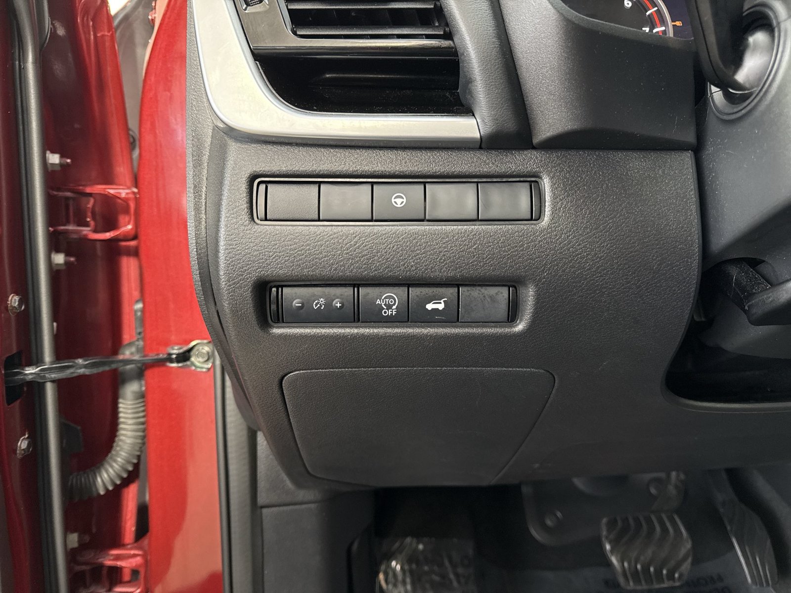 Certified 2023 Nissan Rogue SL AWD/4WD image 17