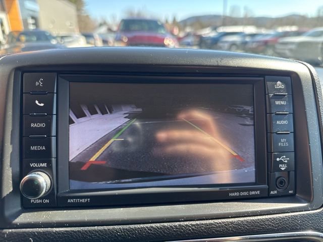 Certified 2019 Dodge Grand Caravan SE image 18