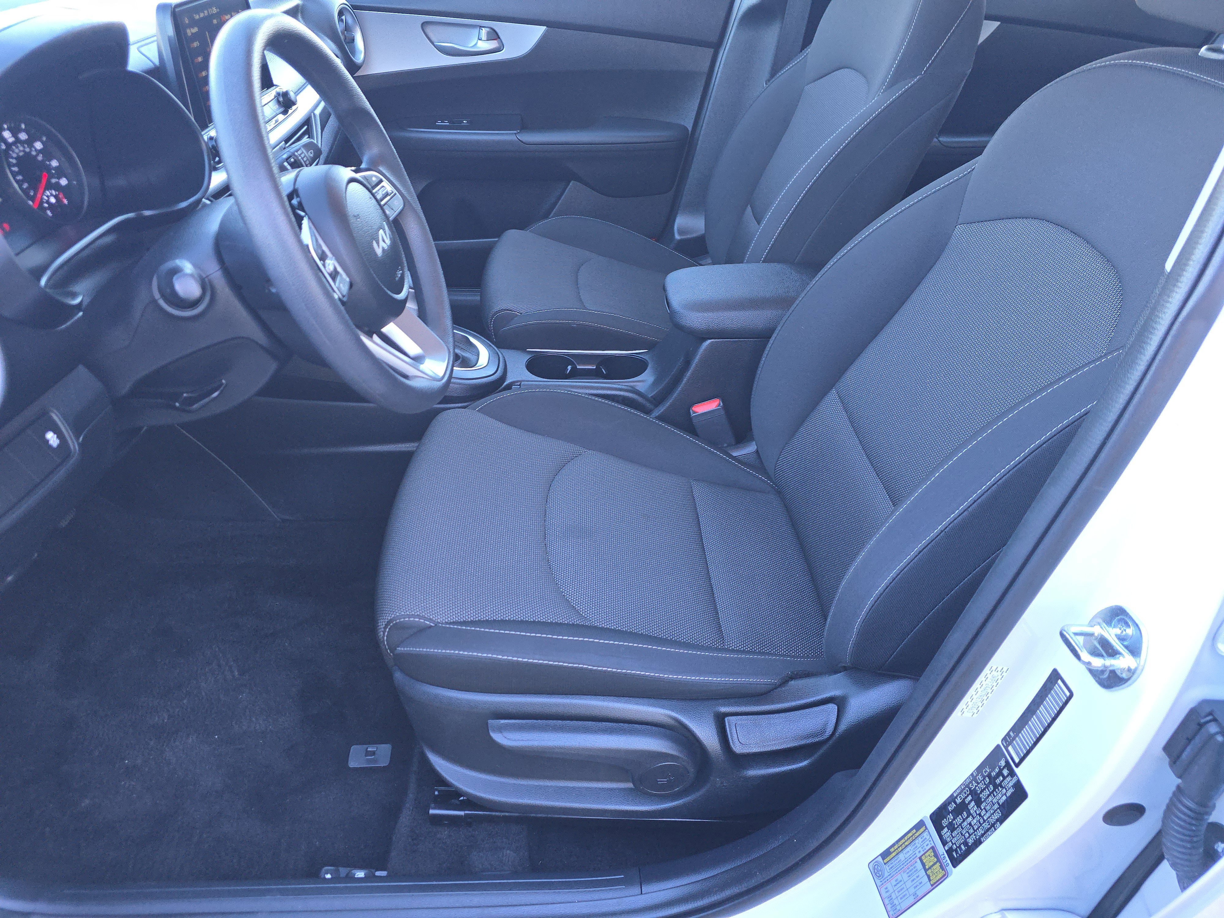 Used 2024 Kia Forte LXS image 17