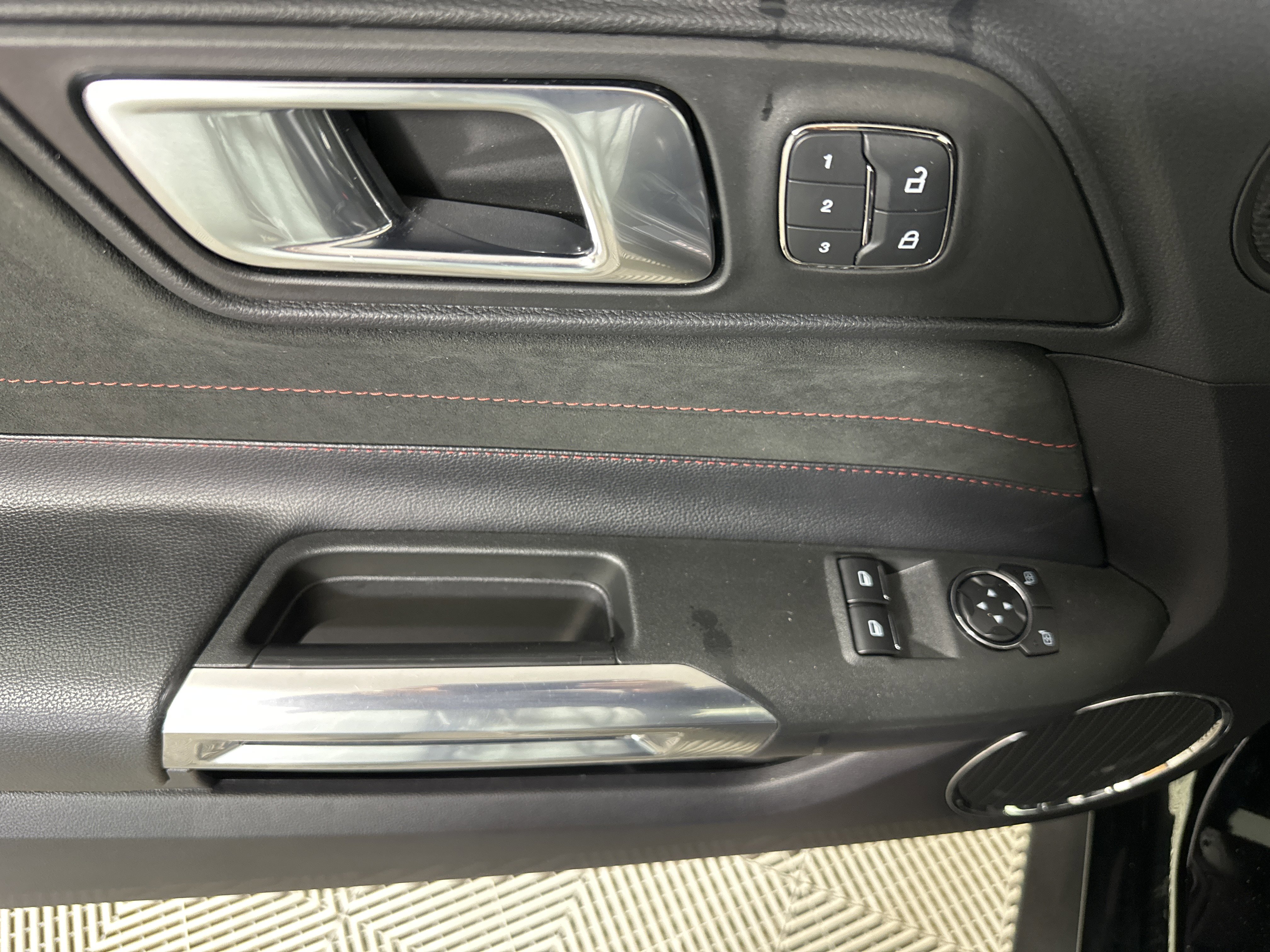 Used 2019 Ford Mustang GT Premium w/ Equipment Group 401A image 11